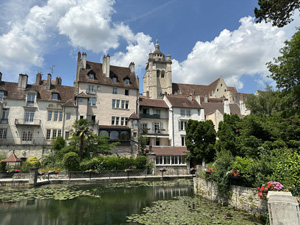 Das malerische Dole in der Franche-Comté