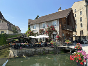 Das beliebte Restaurant "Le Local" am Canal des Tanneurs, ...