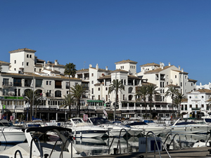 Marina De La Duquesa, Manilva