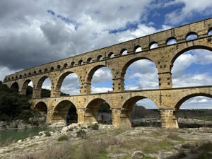 Schon fast zu Hause: Am Pont-du-Gard im Süden Frankreichs