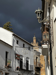 Strasse in der historischen Altstadt von Ronda