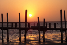 Sonnenuntergang an der Jetty von Walvis Bay